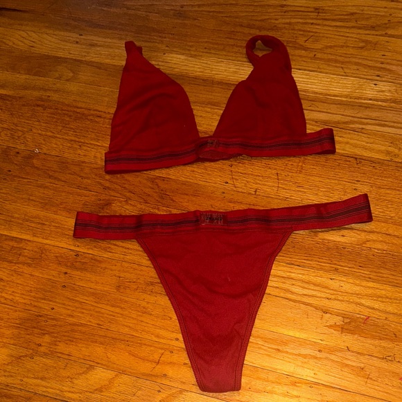 SKIMS Other - Skims Deep red bra & panty set